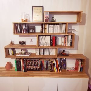 Bibliothèque en hêtre lamellé collé