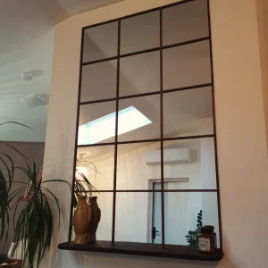 Miroir et tablette en hêtre teinté brou de noix